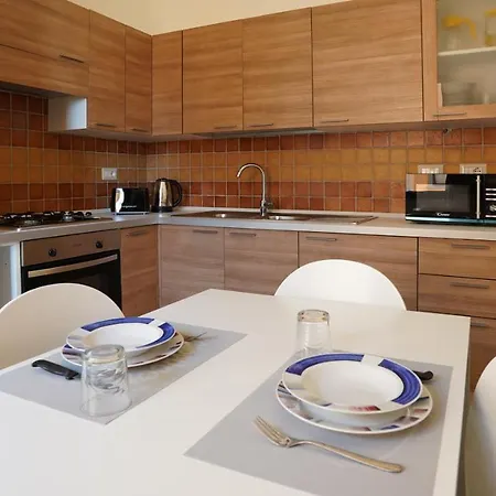 Italianway - Piazza Stagno 21 Кабрас
